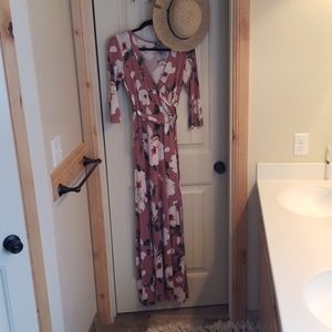 Gorgeous maxi dress